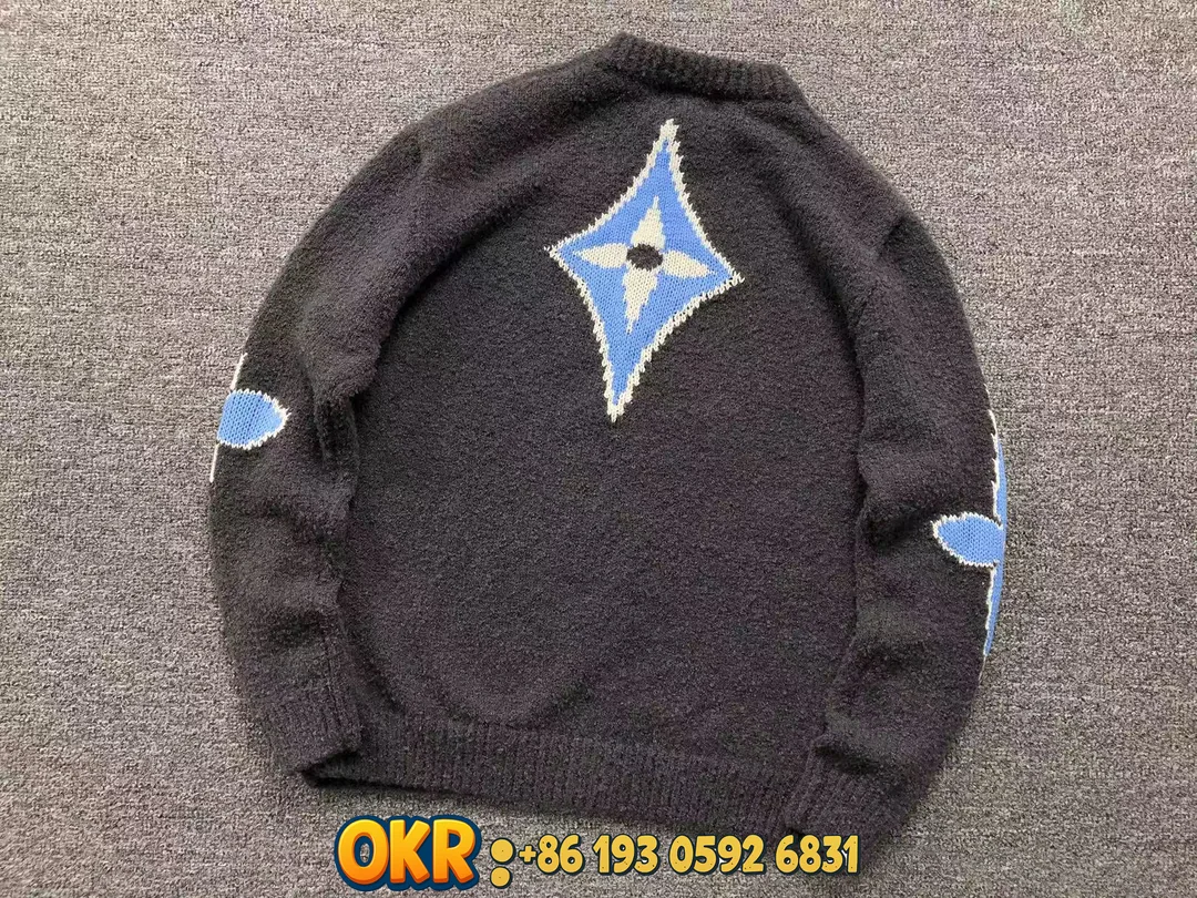 Crewneck Pullover Sweater — photo 11