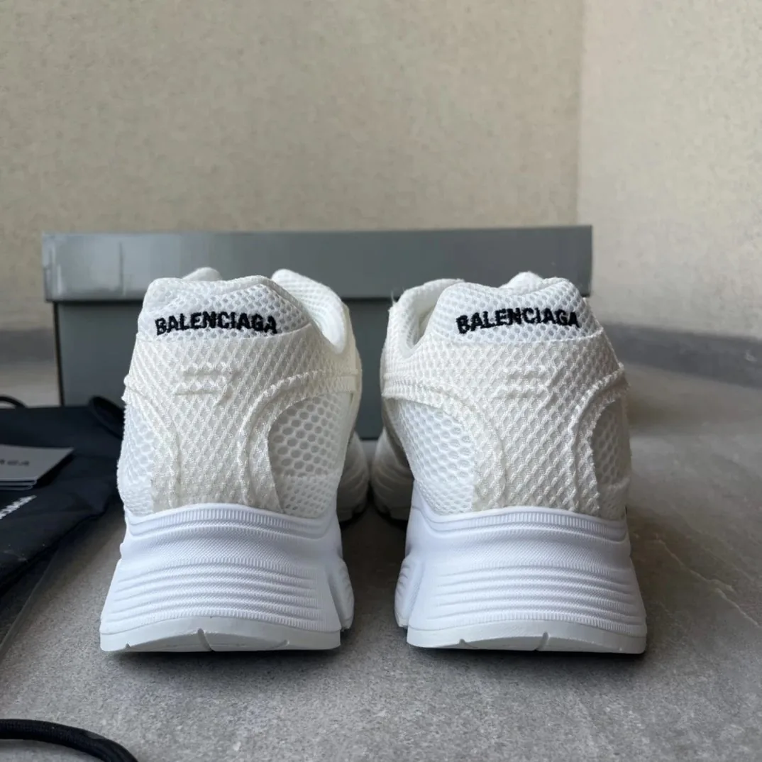 Balenciaga Phantom White Trainer Low-Top — QC
