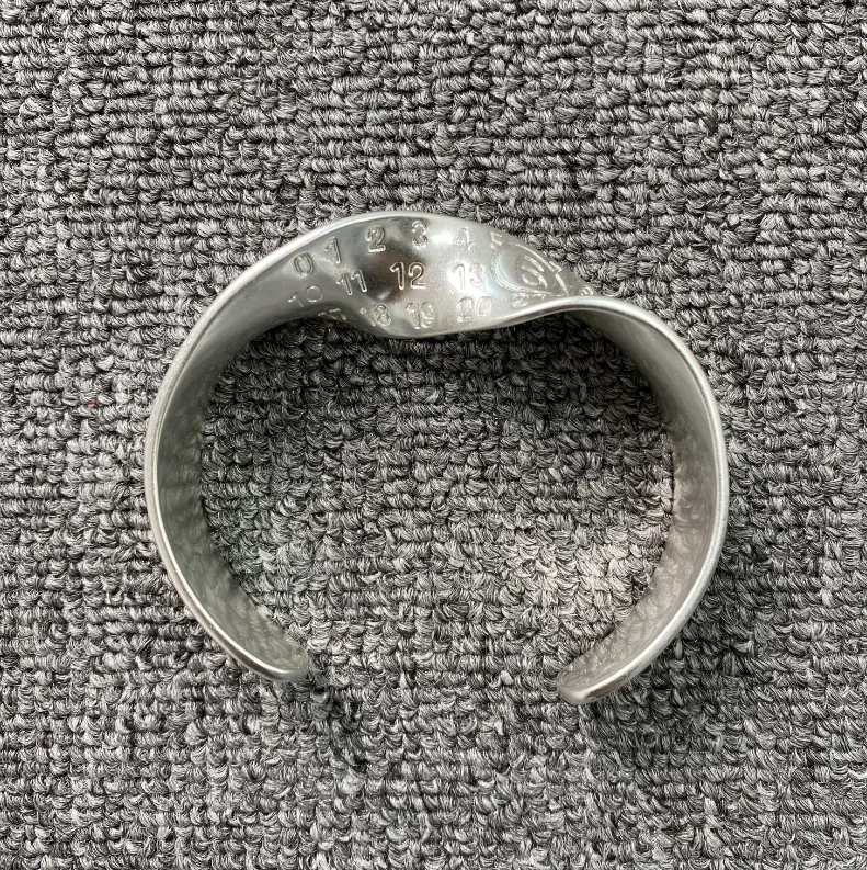 MM6 Maison Margiela Bangle Bracelet — photo 3