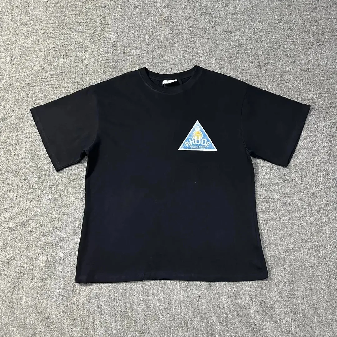 American T-Shirt — photo 2