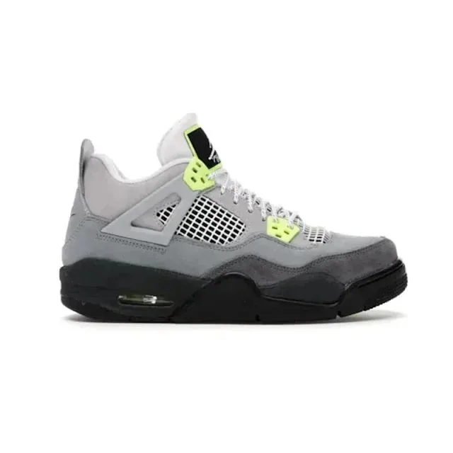 Air Jordan 4 Black Sneakers — QC