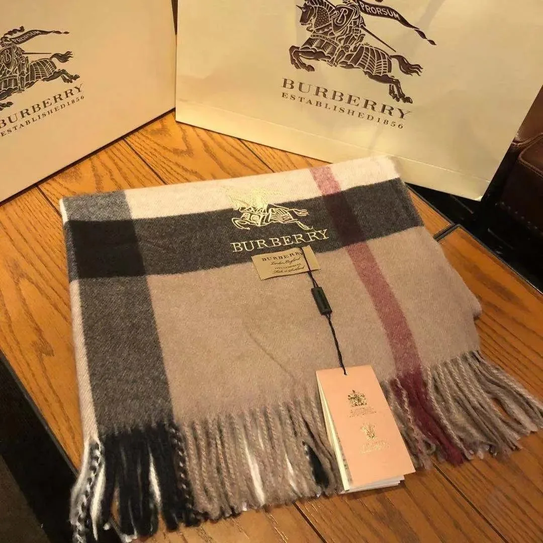 Heart Plaid Cashmere Scarf — photo 5