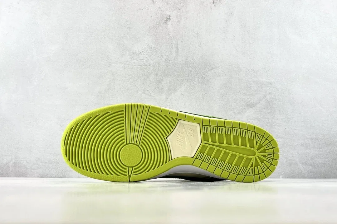 Nike Dunk Low SB Green Apple — QC