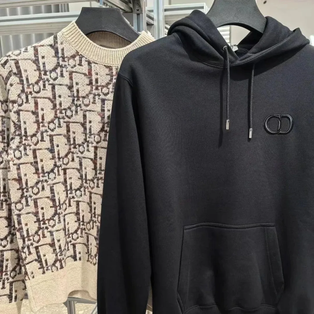 Loose Hooded Hoodie — Photo 3