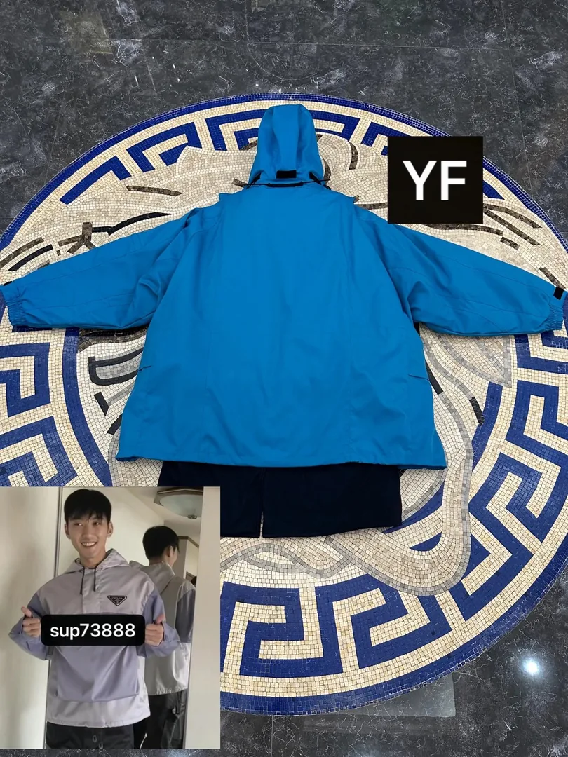 Balenciaga Seven-Layer Coat — photo 9