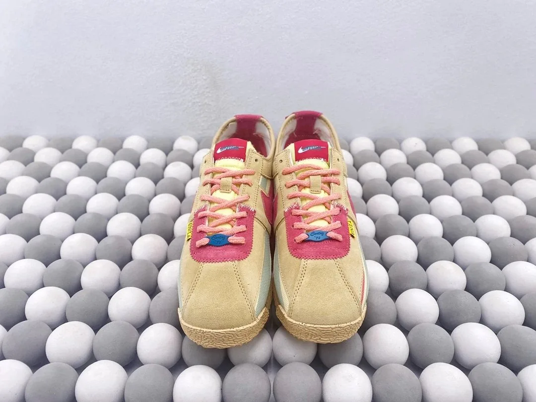 Nike Cortez Union LA Beige — Photo 3