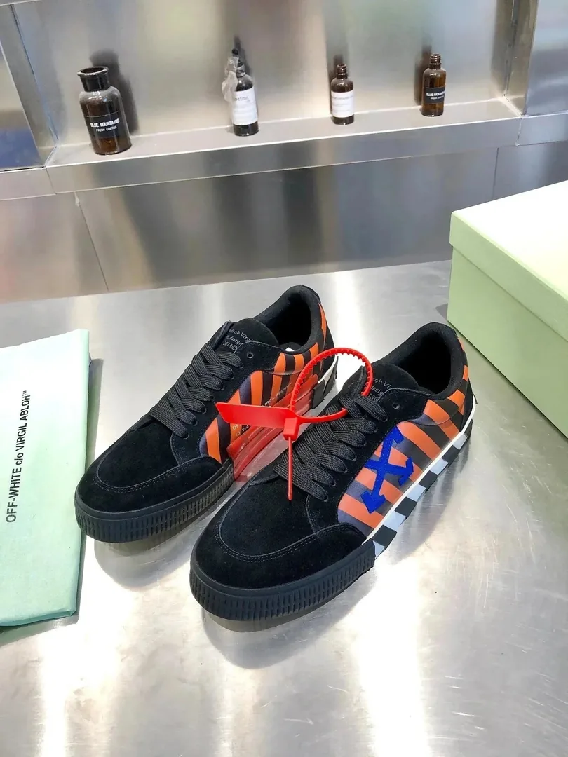 Off-White Vulc Low Lace-Up Skate Shoes — Photo 7