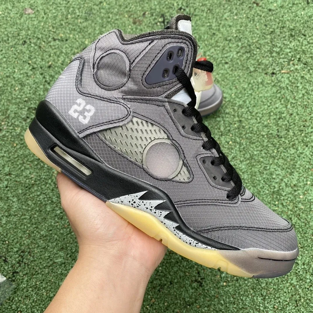 Air Jordan 5 Off-White Grey
