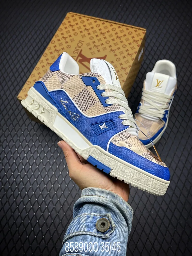 Louis Vuitton LV Trainer Low-Top Sneakers — photo 3