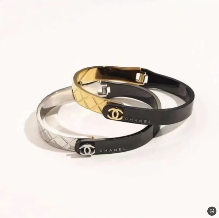 Engraved Letter Bracelet — Photo 2