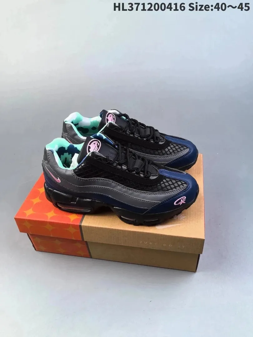 Nike Air Max 95 Lace-Up Trainers — photo 6