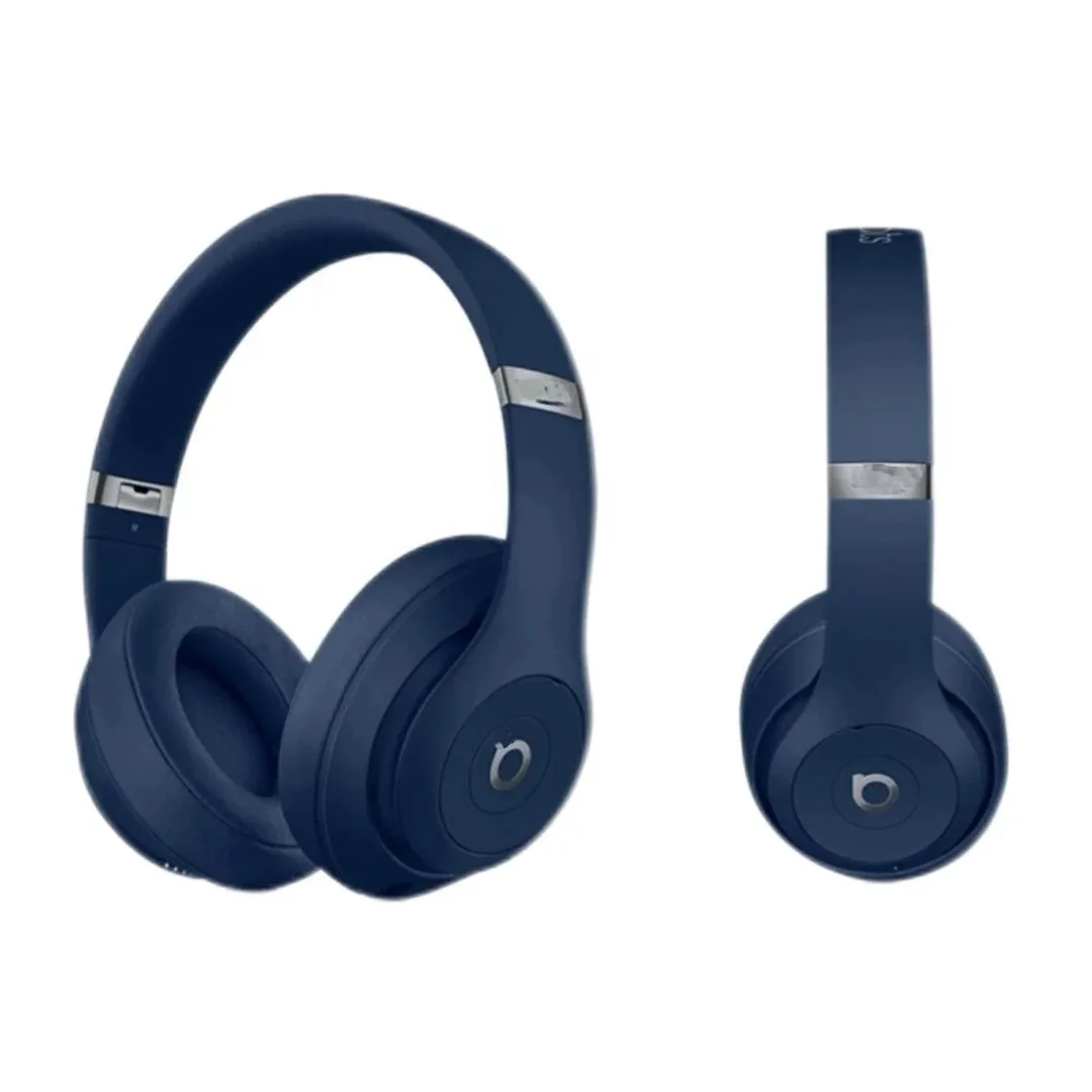 Blue Bluetooth Earbuds — Photo 10
