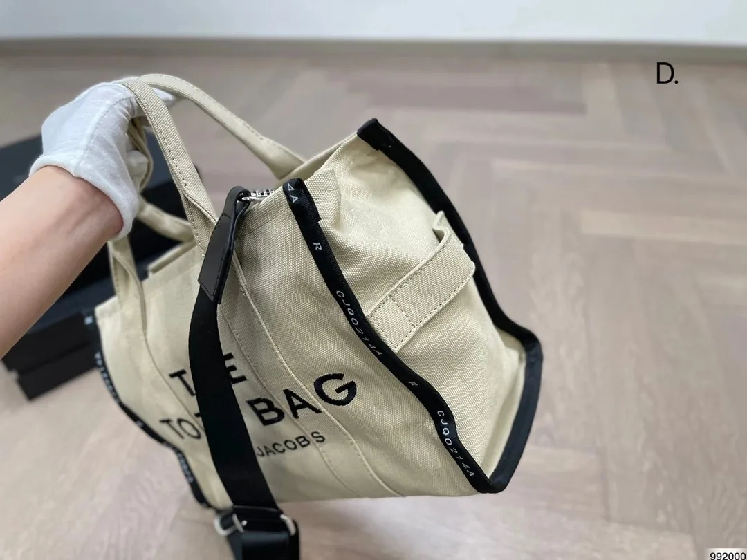 Tote Bag — Photo 5