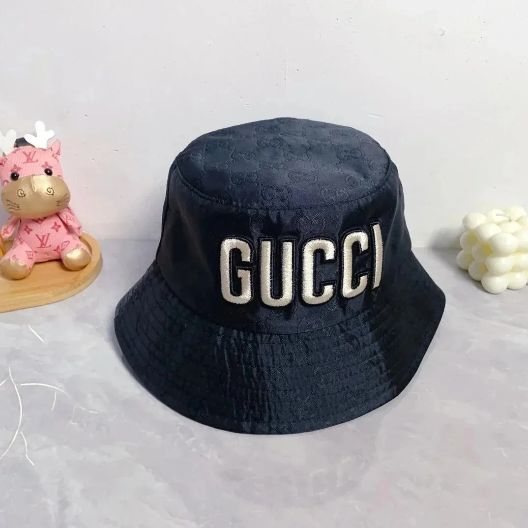 Bucket Hat — QC