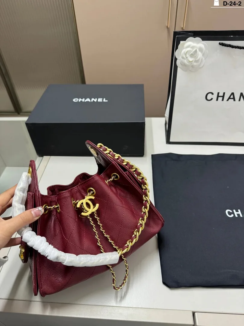 Chanel Hippie Underarm Tote Bag — Zdjęcie 4
