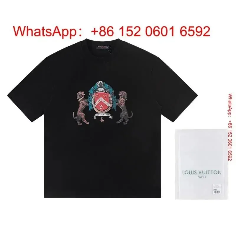 Louis Vuitton Slogan Print T-Shirt Collection — photo 2