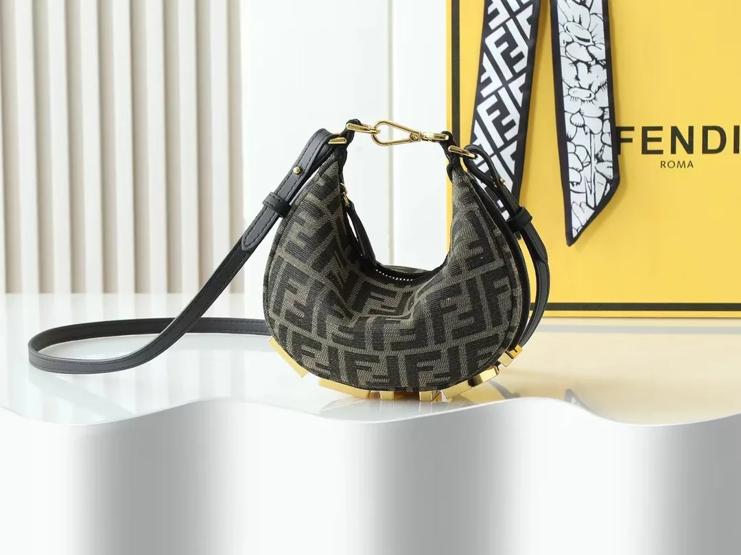 Fendi Leather Bag — QC