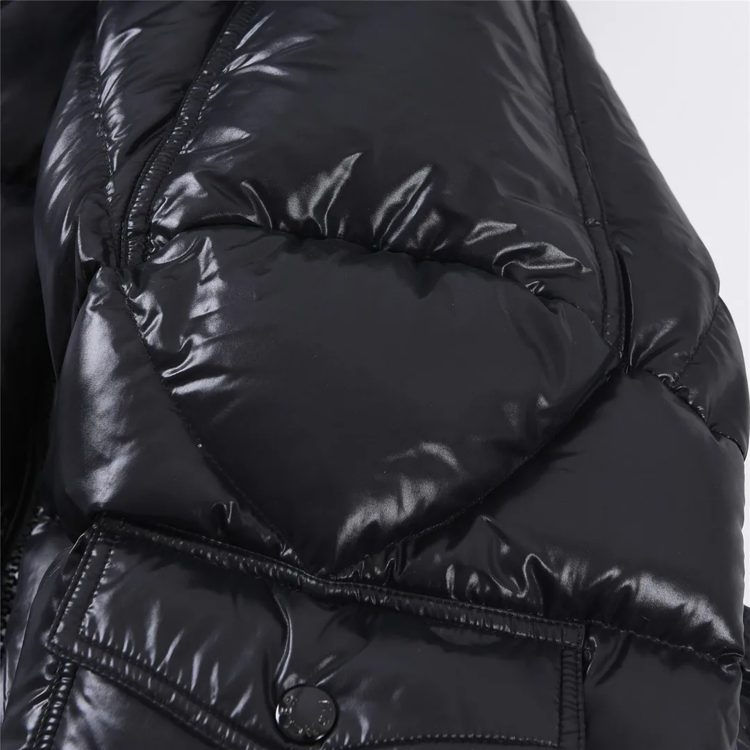 Moncler Jacket — Photo 9