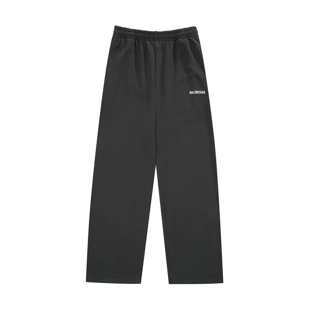 Sweatpants — Photo 12