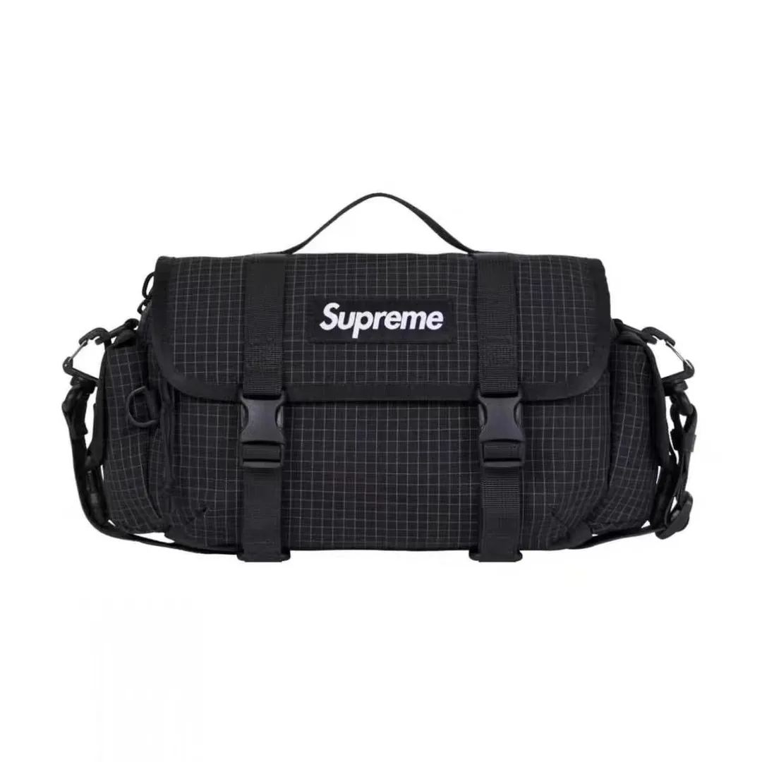 Supreme Backpack — Photo 9
