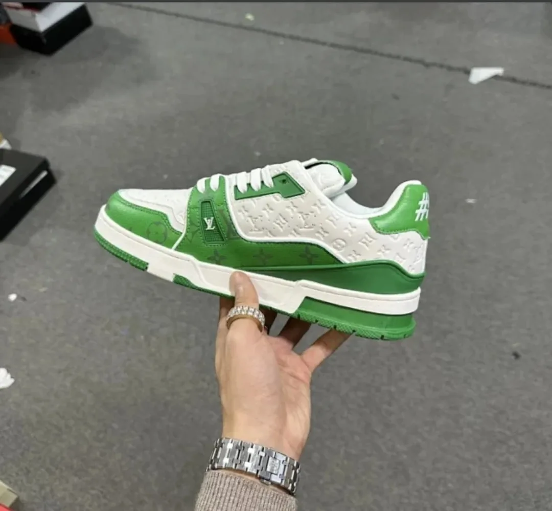 Louis Vuitton LV Trainer Vibrant Running Shoes — photo 2