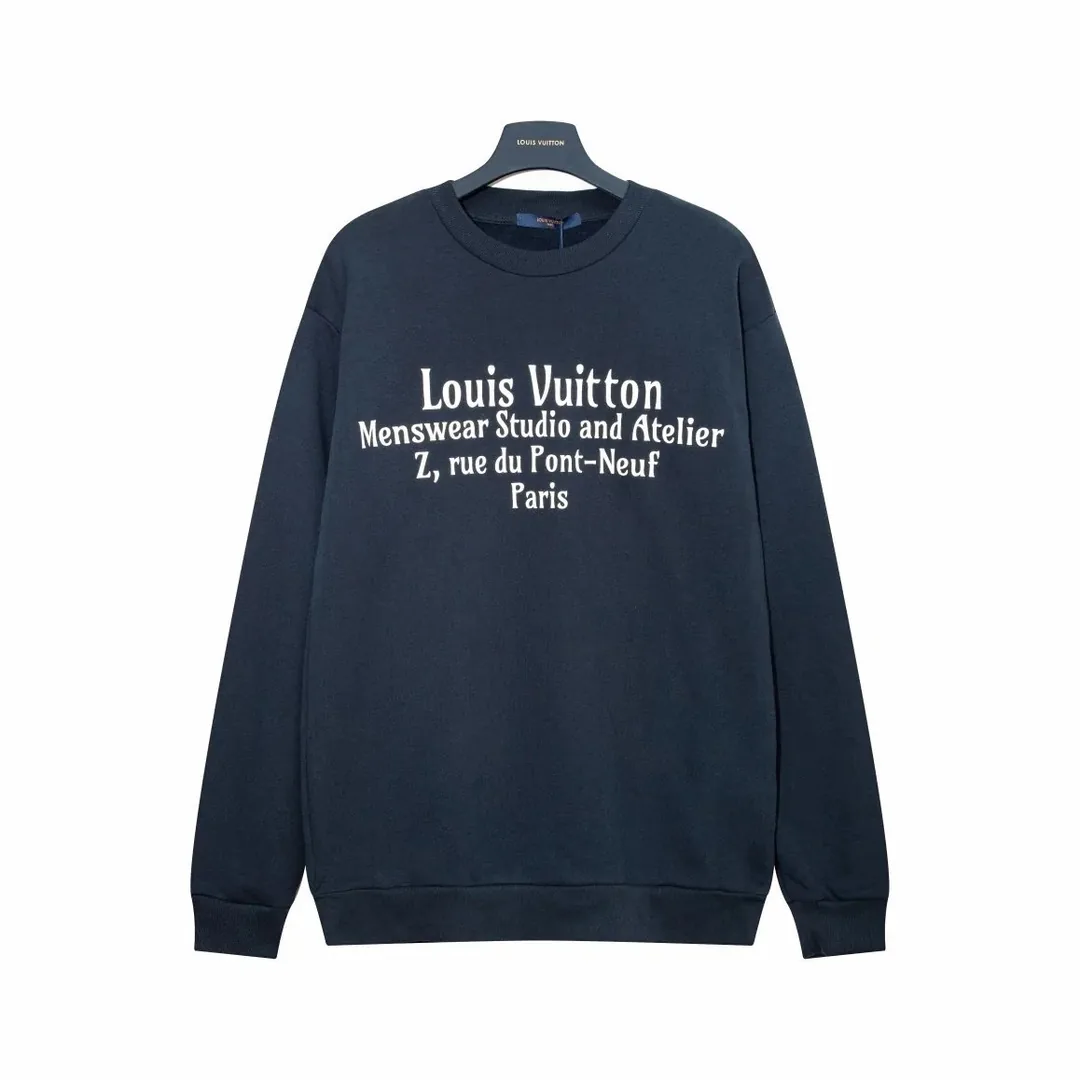 Long-Sleeve Tee — Photo 3