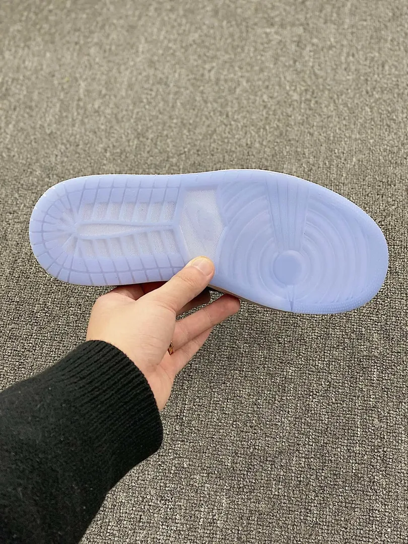 Air Jordan 1 Mid Space Jam — photo 8