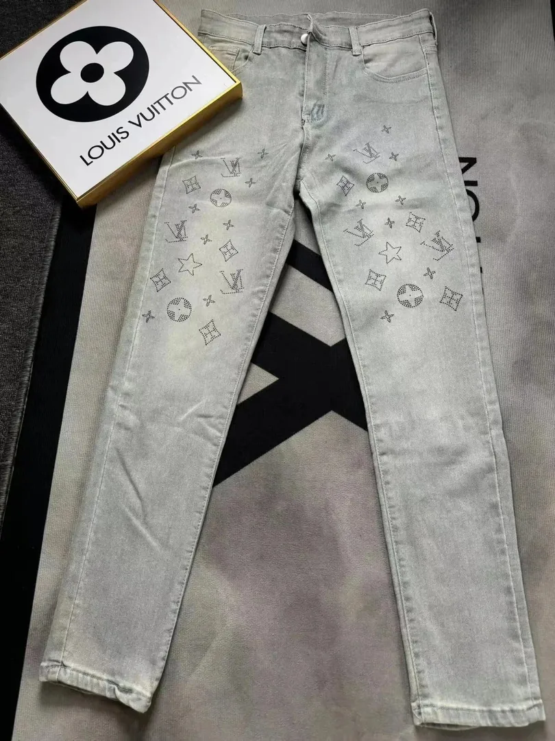 Denim Jeans — Photo 7