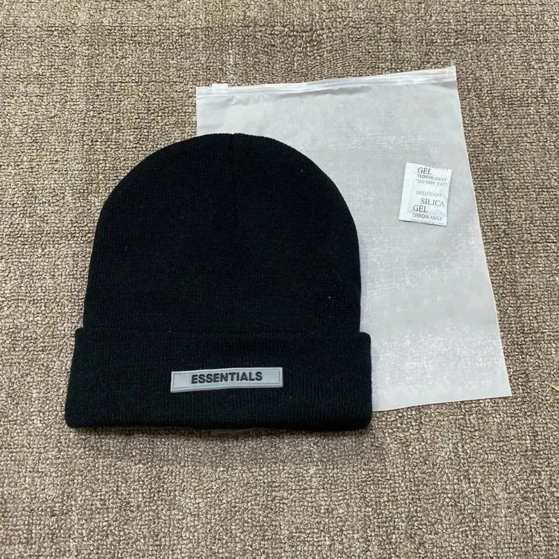 Fear of God Essentials Logo Baseball Cap — Photo 15