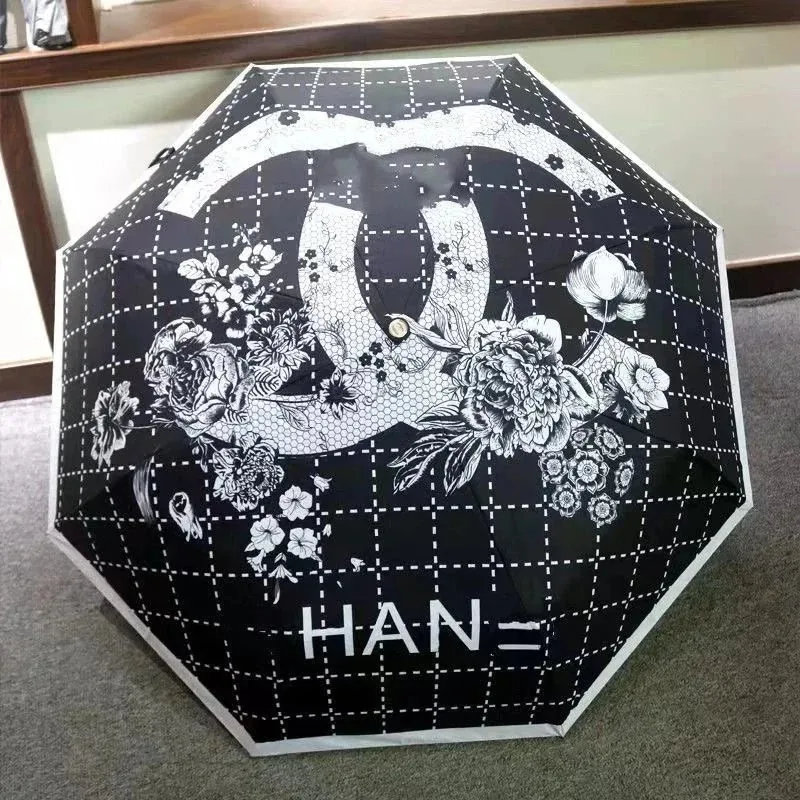 Chanel Umbrella — photo 6