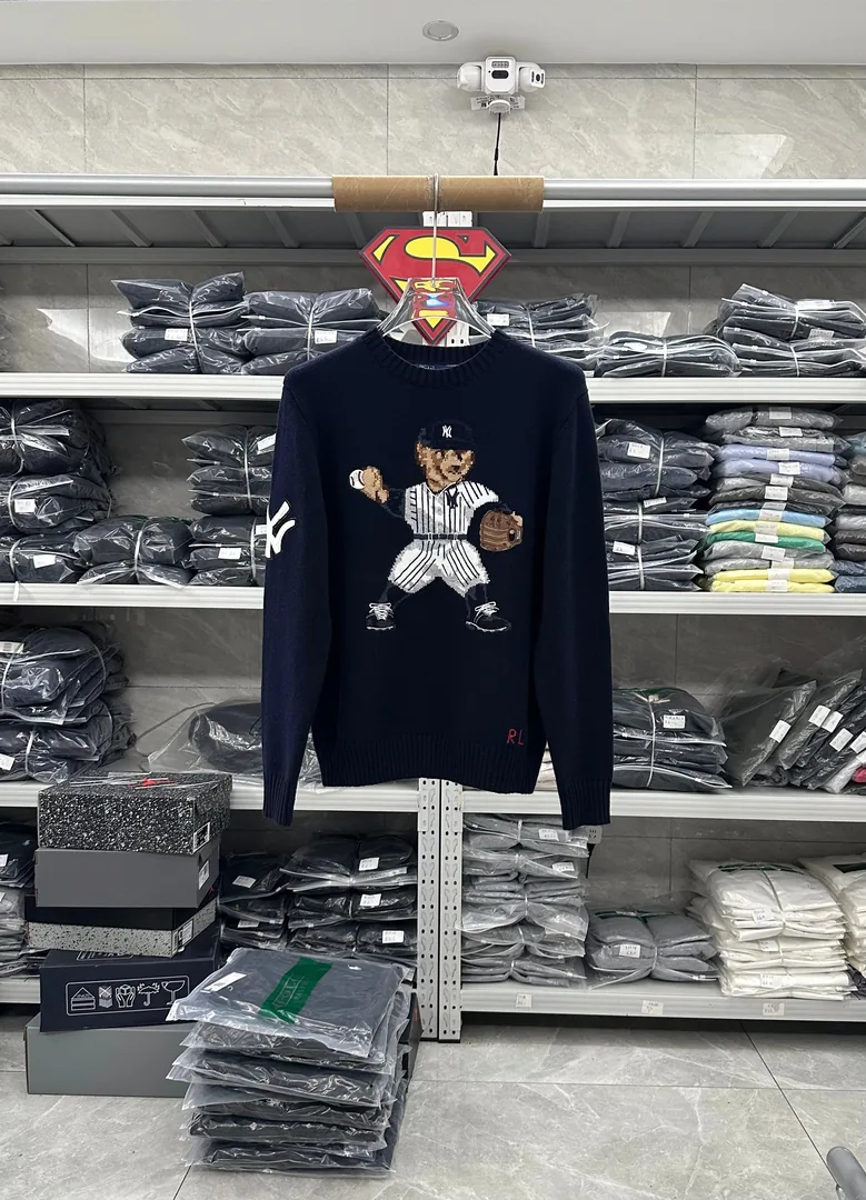 Teddy Bear Sweater — Photo 8