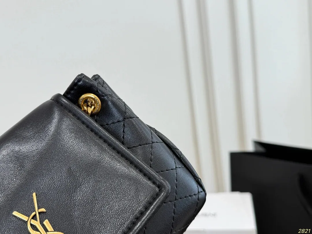 Saint Laurent Handbag — photo 8