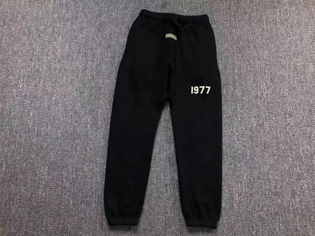 Trousers — Photo 15