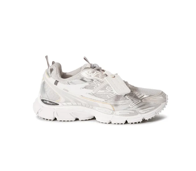 Balenciaga Runner Lace-Up Trainers — Photo 4