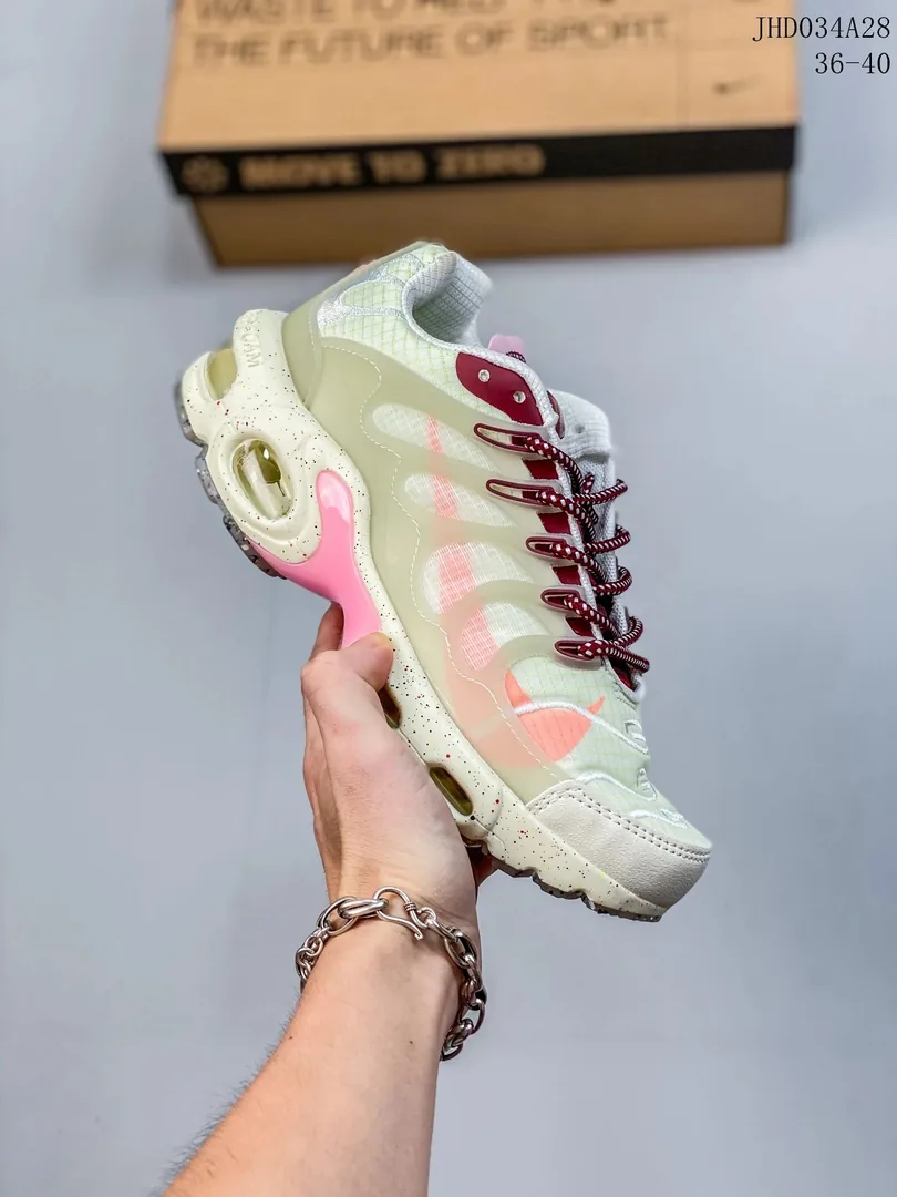 Nike Air Max Plus TN2 — photo 6