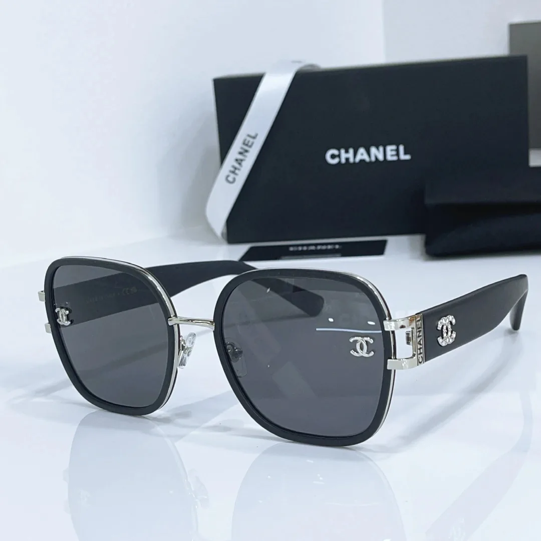 Unisex Sunglasses — QC