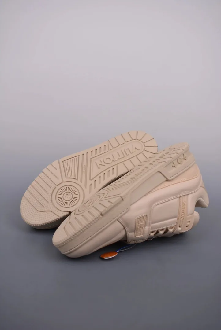 Louis Vuitton LV Trainer Black Limited Slip-Ons — photo 9