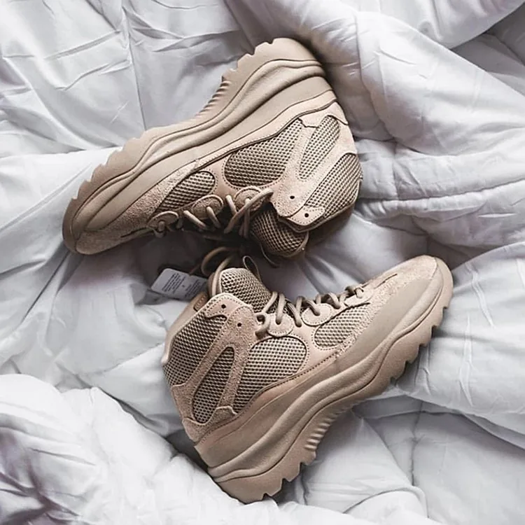 Adidas Yeezy Desert Boot — Photo 2