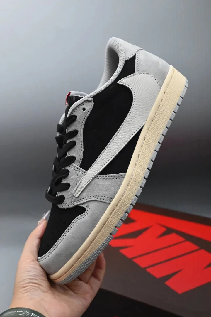 Air Jordan 1 Low Black Grey — Photo 8
