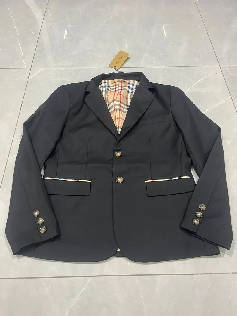 Men's Classic Tailored Suit — Zdjęcie 14