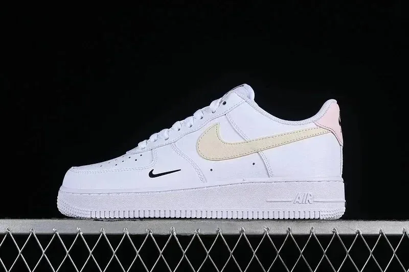 Nike Air Force 1 Low — QC