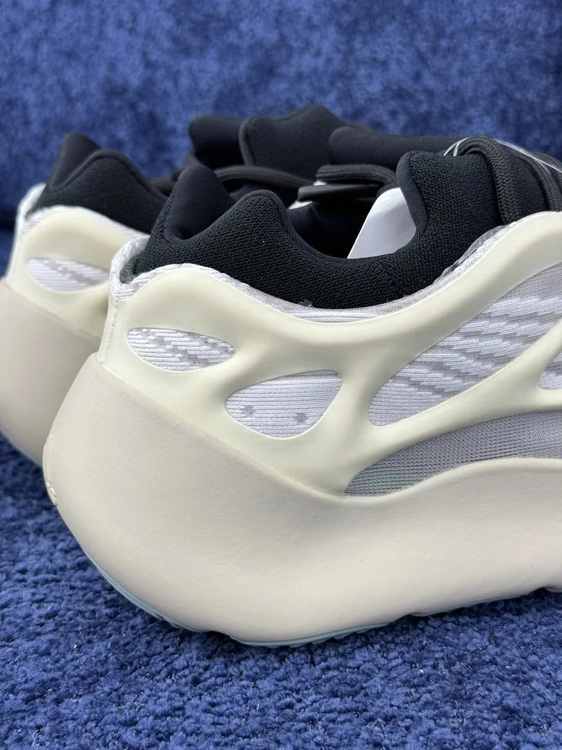 Navy Grey Adidas Yeezy 700 — photo 8