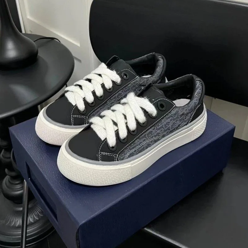 Dior Walk'n'Dior Walk'n' B33 Grey White Sneakers — QC