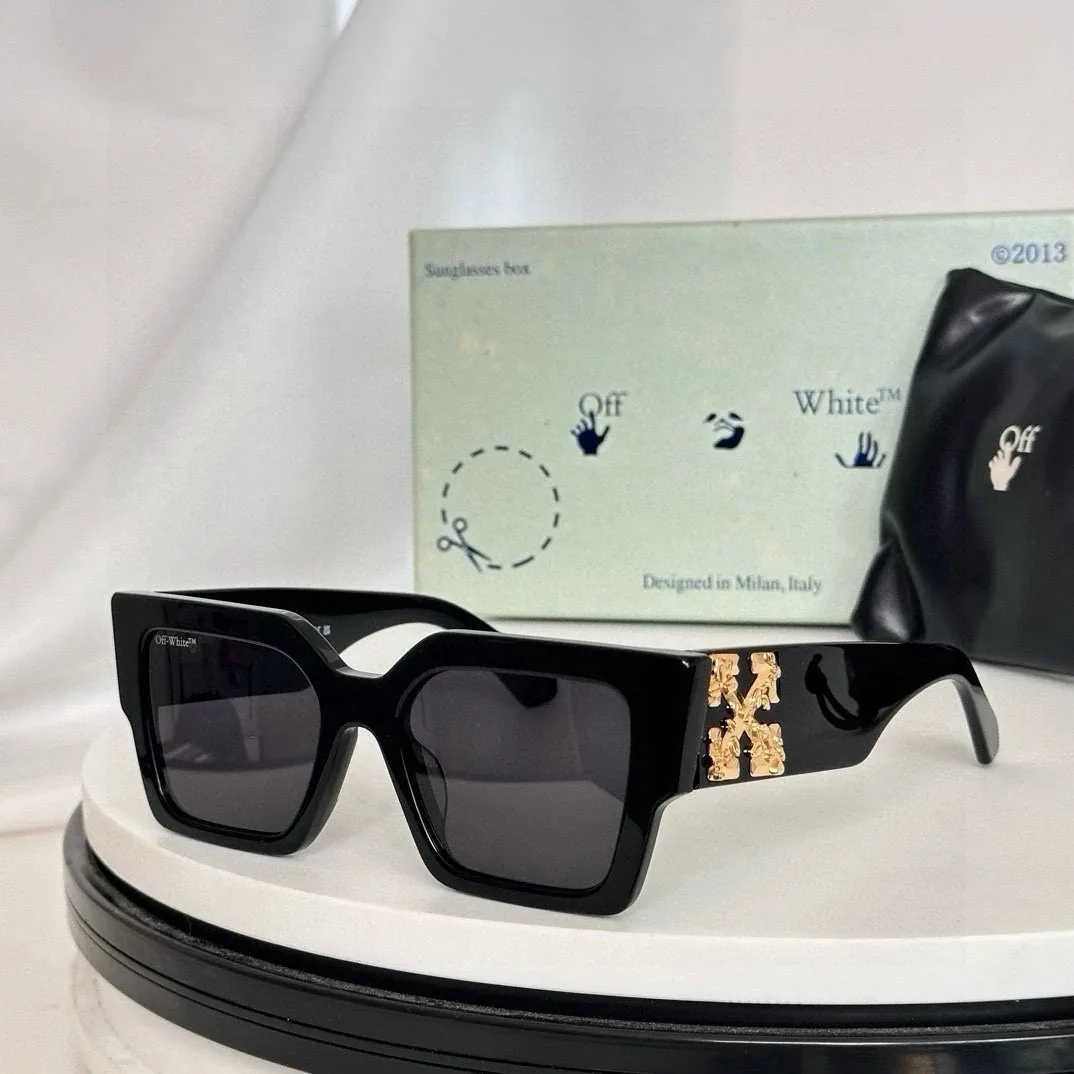 Off-White Arrows Logo Sunglasses — Photo 9