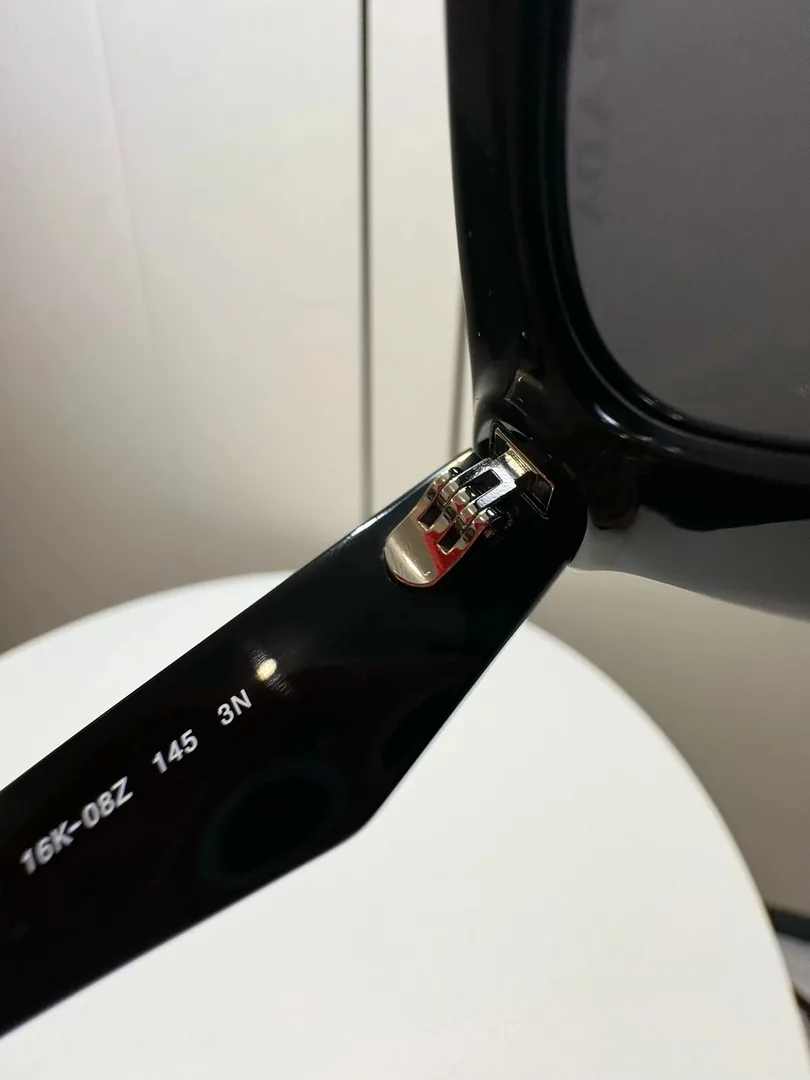 Prada Sunglasses SPR 26Z-F — Photo 12