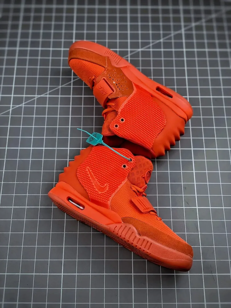Nike Air Yeezy 1 NRG Low-Top Sneakers — photo 11