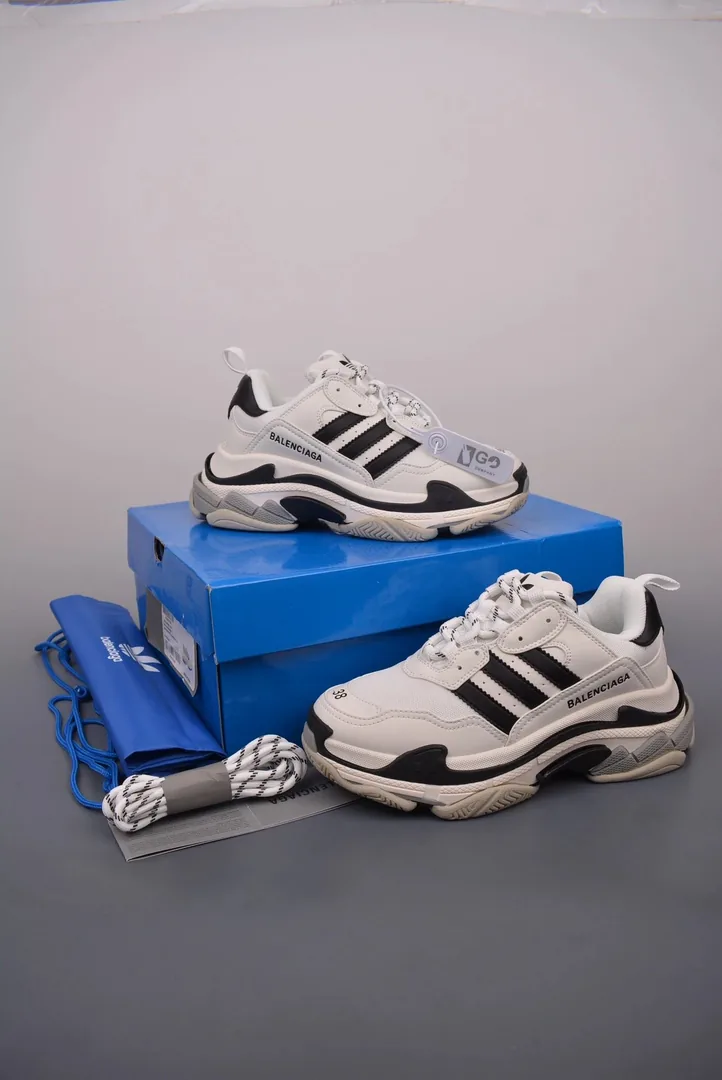 Balenciaga Triple S Adidas Clear — Photo 4