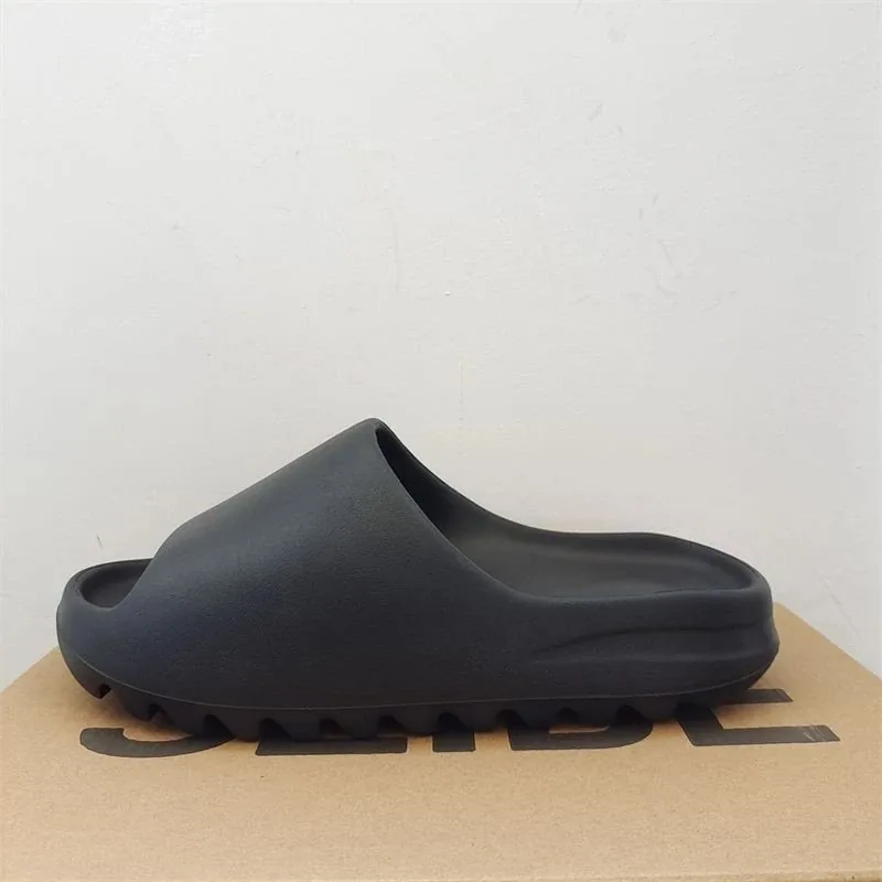 Thick Soft Cushion Slides — QC