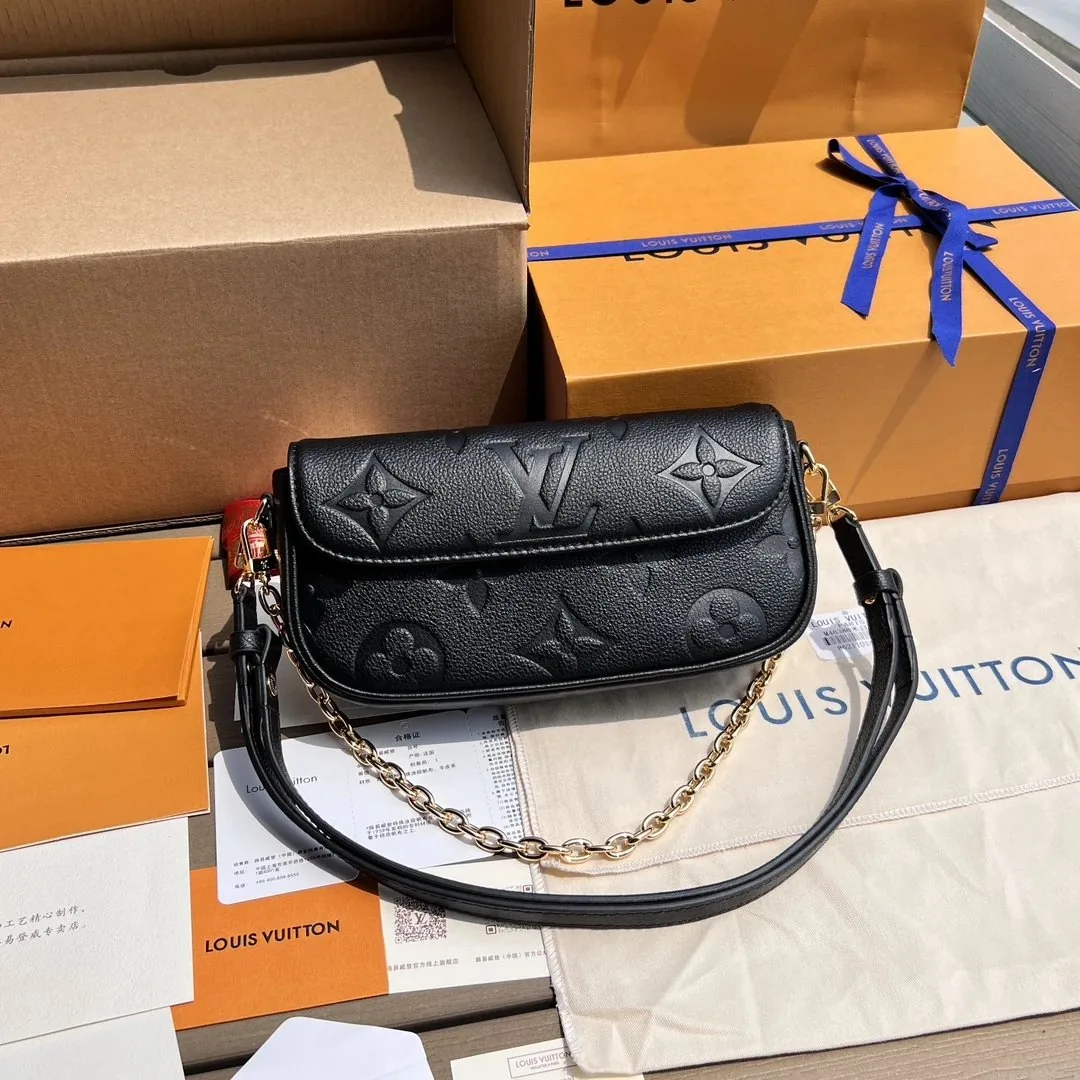 Louis Vuitton Wallet On Chain Ivy