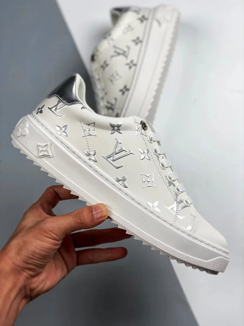 Louis Vuitton Time Out White Black Spring Low-Tops — Photo 14